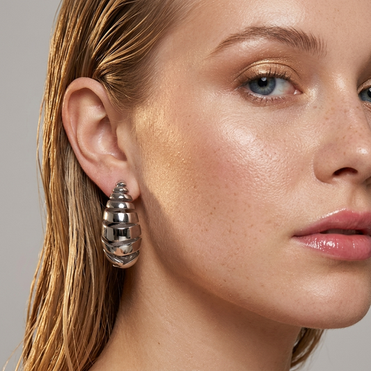 Обеци Corina